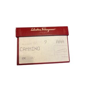 Salvatore Ferragamo Cammino Bone Calf Leather Pumps Gancini Medallion 9AAA Italy